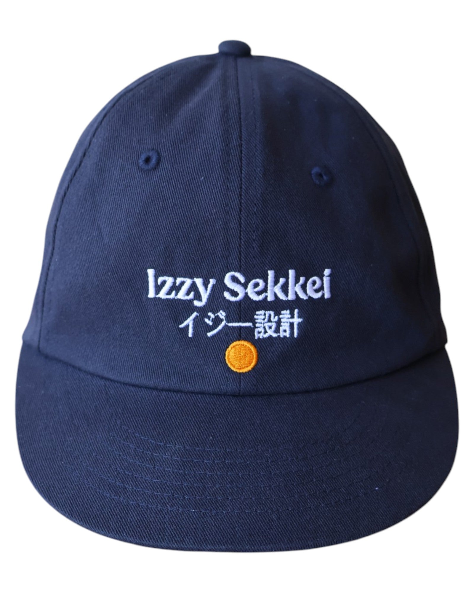 IZZY SEKKEI SHORT PEAK BASEBALL CAP - NAVY
