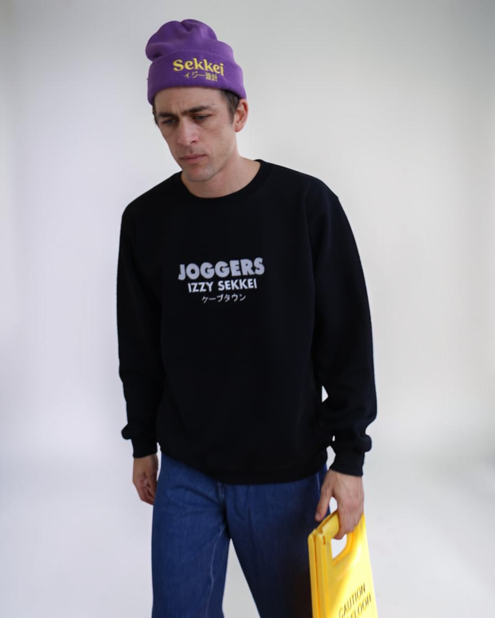IZZY SEKKEI  JOGGERS SWEATSHIRT - BLACK