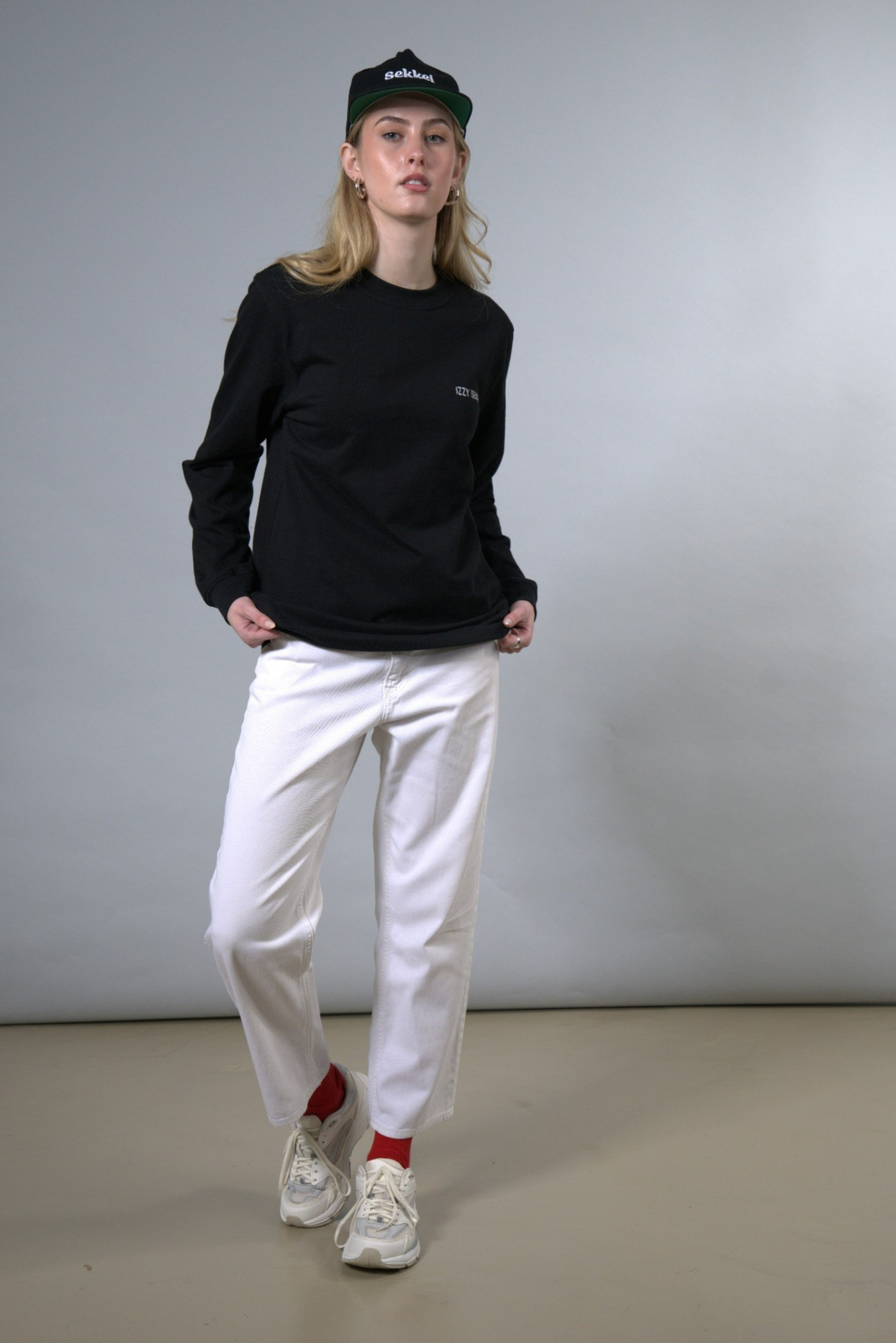 IZZY SEKKEI ATHLETICS LONG SLEEVE T-SHIRT