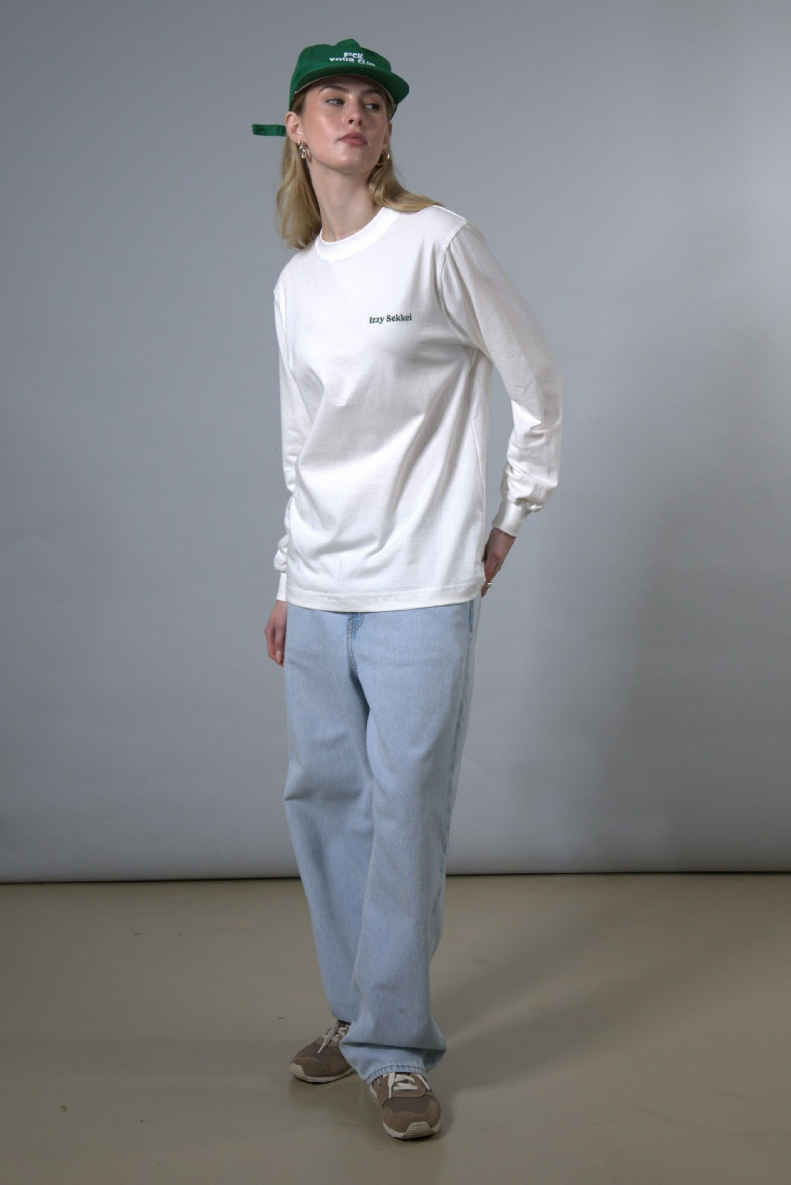 IZZY SEKKEI LOGO LONG SLEEVE T-SHIRT